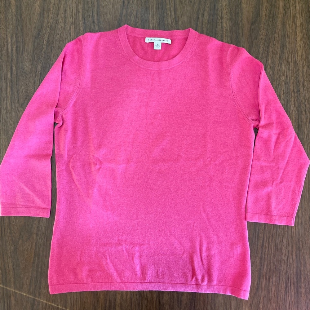 Banana Republic Women’s Silk Blend 3/4 Sleeve Sweater, Bright Pink, Medium